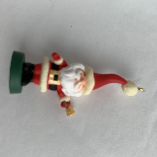 Hallmark Keepsake Kringle Bells Miniature Ornament 1998 Collector's Club - Picture 2 of 5