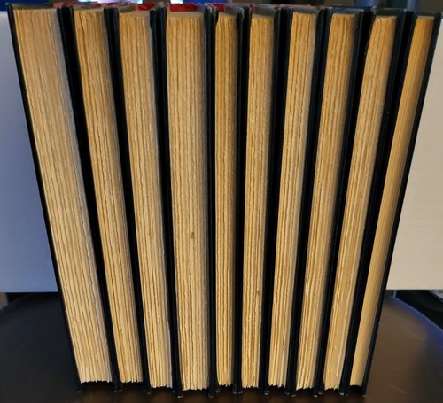 Vintage Lot 10 Mystery Books Greene, Chandler, Stout, Ambler, Hammett, Christie - Picture 3 of 3