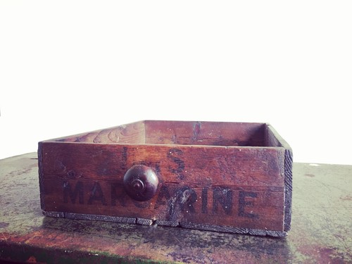 Vintage IRIS MARGARINE (BRITISH MADE) Grocery Store Drawer Wooden Crate Salvage - Picture 7 of 12