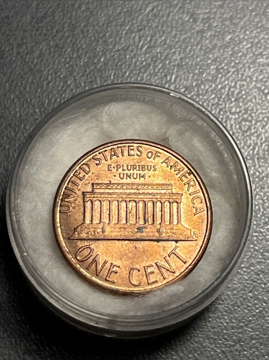Extremely Rare 1987 Double Error “No Mint” Lincoln Memorial