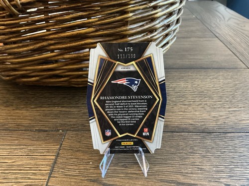 2021 Panini Select Football New England Patriots Rhamondre Stevenson RC /199! - Picture 2 of 2