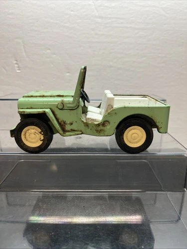 Vintage 1960s Tonka Jeep Mint Green metal toy truck vintage 6” Long R5