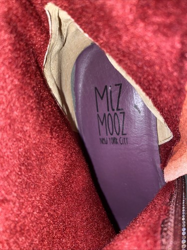 Botas Berenjena Miz Mooz Claire con Cremallera Rojo Sangre Ribete Terneros 6.5/37 - Imagen 9 de 11