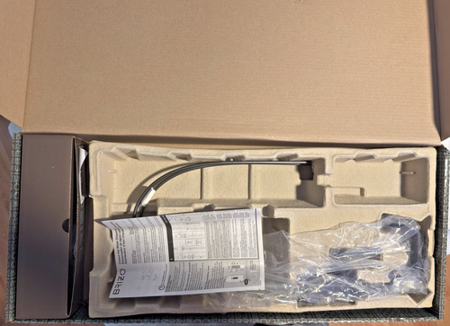 Brizo 61306LF-H-BL Kintsu 1 GPM Heißwasserspender mit Bogenauslauf, mattschwarz - Bild 1 von 15