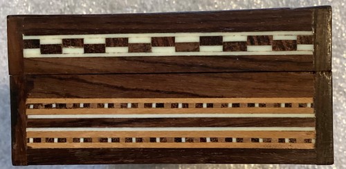 Surat Schmuckschatulle Elefant Baum Holz geschnitzt Intarsien 5" x 3,5" x 1,75" - Bild 4 von 10