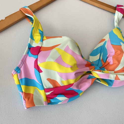 Lands End Size 8 Retro Floral Underwire Twist Front Bikini Top Chlorine Resis - Picture 3 of 8