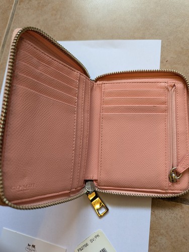 COACHSMALL ZIP AROUND WALLET Authentic Pink As New - Imagen 6 de 6