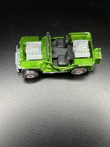 Hot Wheels Grass Hopper Redline 1970 Emerald Green with Collector’s Button - Picture 11 of 16
