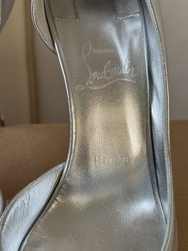 Zapatos de salón Christian Louboutin IRIZA de cuero plateado metálico 37 EUR/UK4 - Imagen 12 de 16