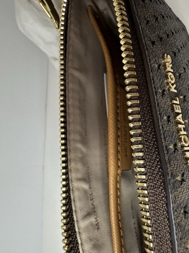 Michael Kors clutch featuring a gold star pattern - Bild 6 von 7