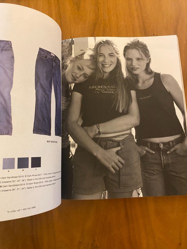 A&F Quarterly Catalog Spring Break 99 1999 Abercrombie Fitch Gay Interest Photos - Bild 5 von 21