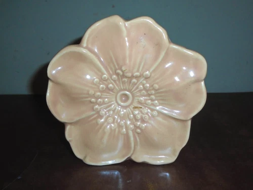 Vintage McCOY Pottery Flower Blossom Wall Pocket Planter Salmon 1940s USA