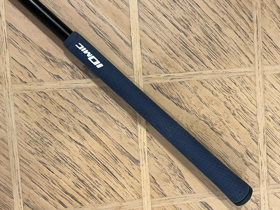 Titleist U505 4 Iron Hzrdus Black Gen 5 6.5 90g Iomic Grip - Image 4 of 4