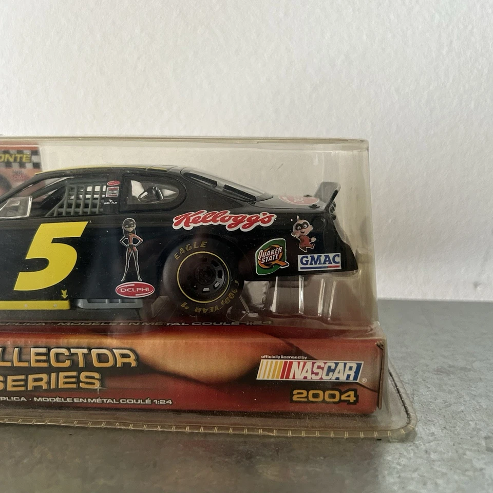 RACING CHAMPIONS 1/24 2004 TERRY LABONTE #5 KELLOGGS THE INCREDIBLES DIECAST - Image 4 of 4