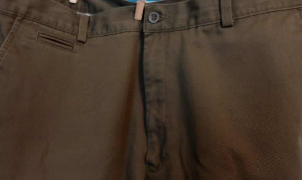 WMS 18M Dockers Kakis Pants Button & Zip Front Pockets & Belt Loops - Image 2 of 4