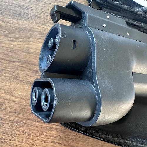 Tesla Supercharger NACS adapter for Ford Rivian GM Mercedes Honda Kia Hyundai EV - Picture 4 of 11