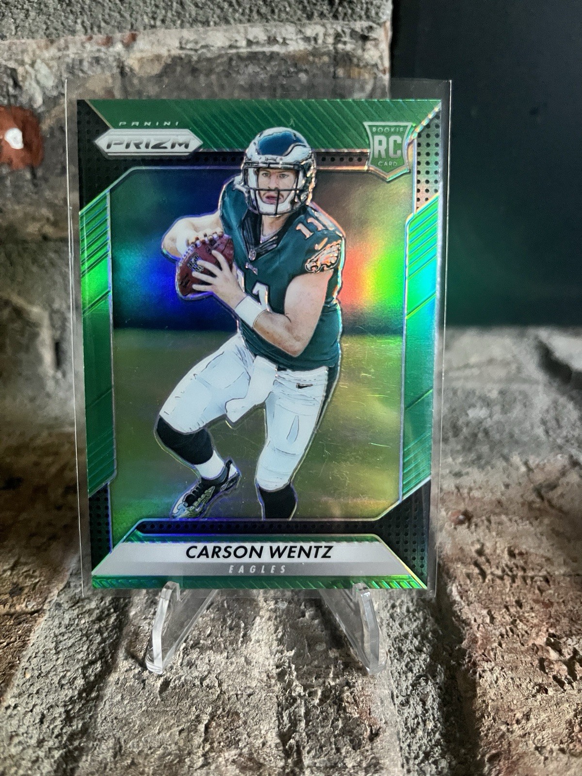 2016 Panini Prizm - Rookie Carson Wentz #218 Green Prizm (RC)