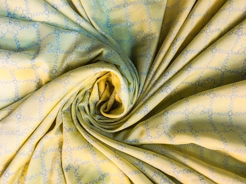 Tela artesanal de sari estampado floral amarillo vintage indio crepé musgo MSS1040 - Imagen 6 de 9