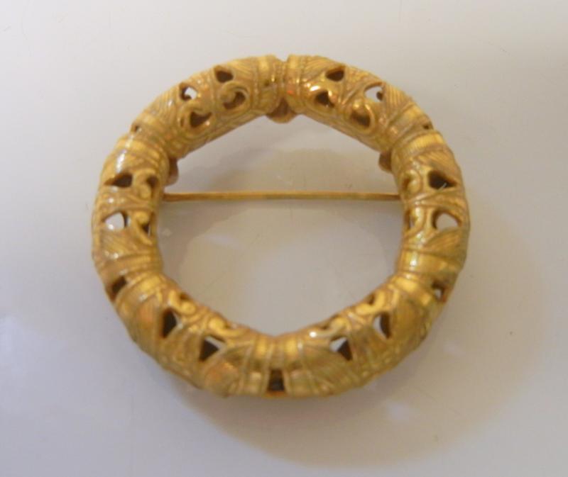 Vintage Signed Miriam Haskell Signed Logo Gold To… - image 2