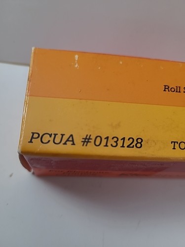 Papel calculadora electrónica Royal PCUA #013128 x 13 rollos 38 mm x 35 mm en cajas - Imagen 3 de 12