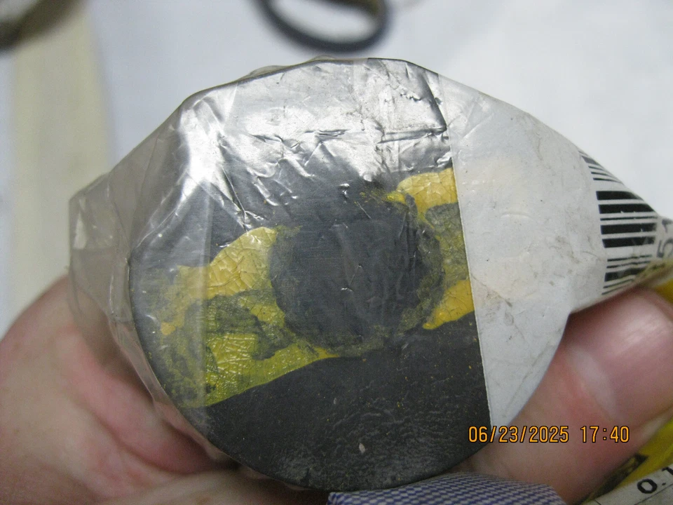 Suspension Stabilizer Bar Bushing Rear GM Parts 10351312 Foto 2 de 4