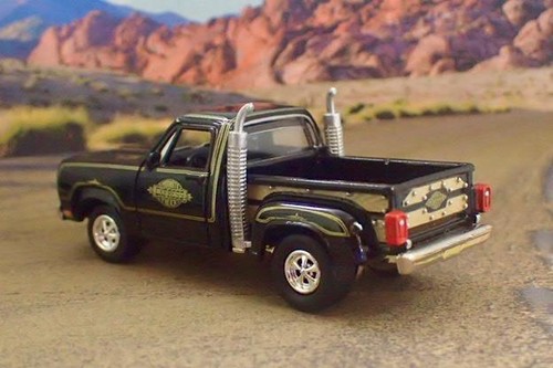 1978 Dodge "Midnight Express" 440cu V8 Pick-up Truck 1/64 Scale Limited Edit K - Picture 5 of 5