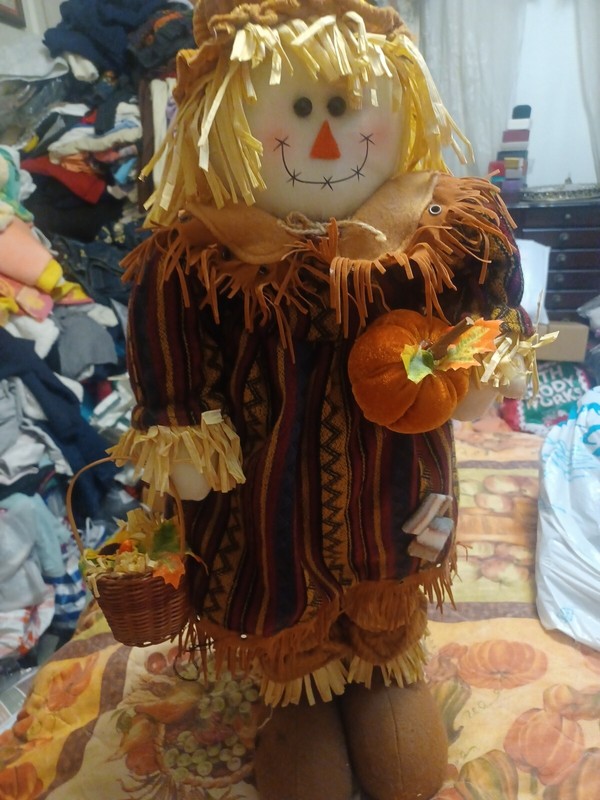 NWT Decorative Scarecrow 24 Inches Tall