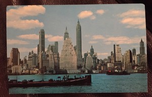Vintage-Lower-Manhattan-039-s-Skyline-of-New-York-City-New-York-Ships-Postcard