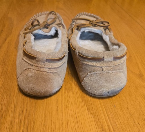 Minnetonka Women's Cally Slippers Style 4052 tan size 7 - Picture 4 of 7