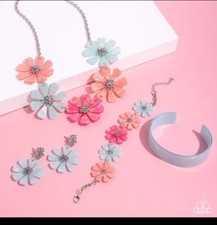 Paparazzi jewelry fashion Fix set, Glimpse of Malibu flat rate 2 shipping