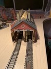Unbranded OO Locomotive Shed Model Railway Buildings, Tunnels & Bridges