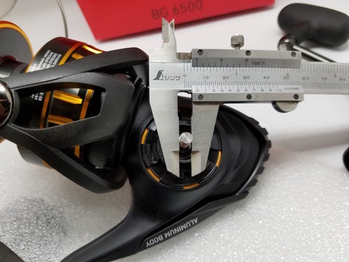 UJ ARM PA001D W/PRK45 knob for Daiwa Saltiga Z4500~8500 reel BLUE/SV - Picture 10 of 10