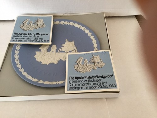 Wedgwood Blue Jasperware Man on the Moon Apollo Eleven Collector Plate England - Picture 8 of 11