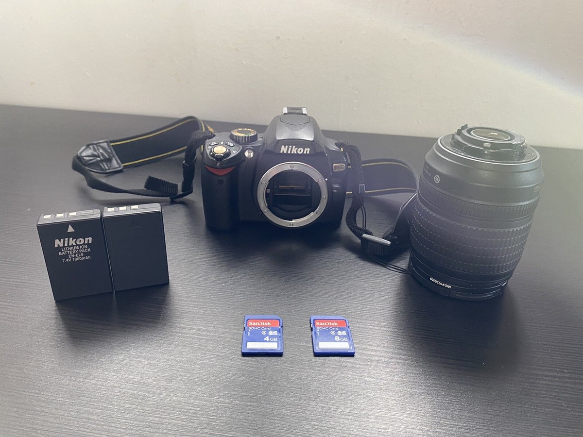 Nikon D D60 10.2MP Digital SLR Camera - Black (Kit w/ AF-S DX VR