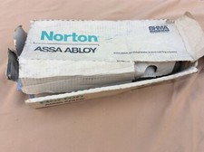 Norton Assa Abloy K8101 Door Closer RA 689 (Box Trashed)