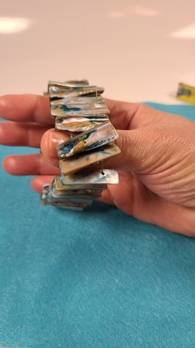 Abalone Shell Stretch Bracelet - Picture 2 of 11