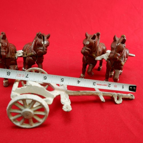 Juguete vintage para caballos y carros de hierro fundido - Imagen 11 de 11
