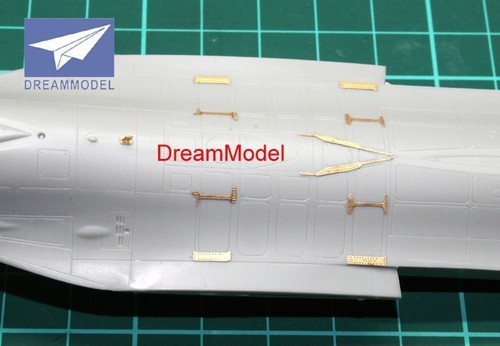 Dream Model 0506 1/72 F-16CJ Detail Up Radierteile für Hasegawa - Bild 10 von 12