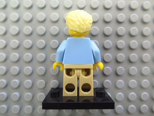 LEGO Collectable Minifigures Series 16 Dog Show Winner 71013 New SEALED - Picture 3 of 5