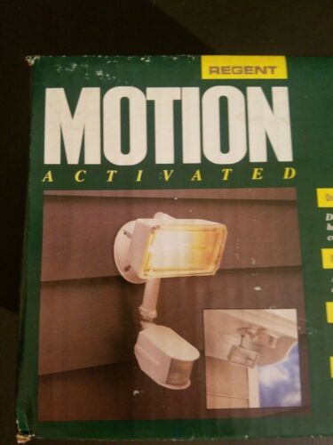NEW IN BOX Regent 300 Watt Quartz Motion Detector Security Light - Picture 2 of 11