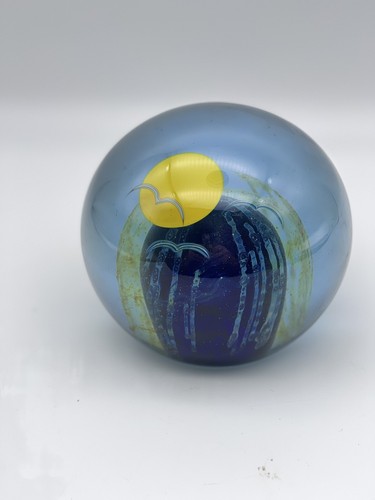 Limited Edition 108/250 Signed Steve Correia Art Glass Paperweight Sun & Birds - Imagen 2 de 15