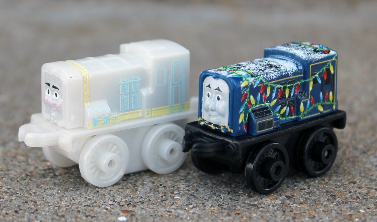 Thomas & Friends Minis CHILLIN' WINTER PAXTON & SIDNEY 70th