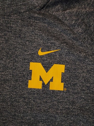 Nike Minnesota Golden Gopher Women’s XXL Slouch Turtle Neck Pullover - Picture 3 of 13