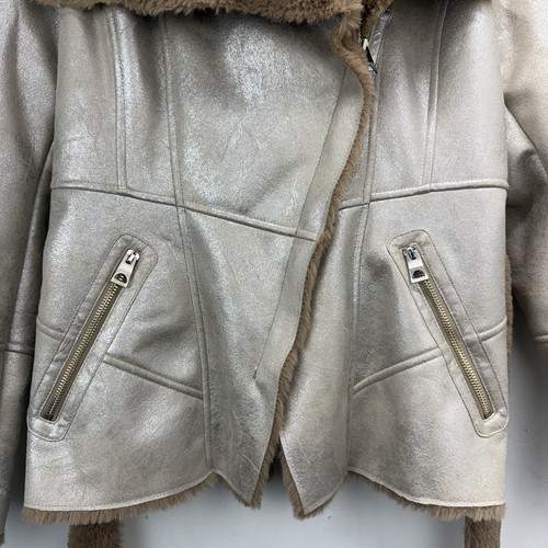Guess size Large Women’s Gold Faux Leather & Fur Full Zip Belted Moto Jacket - Picture 4 of 9