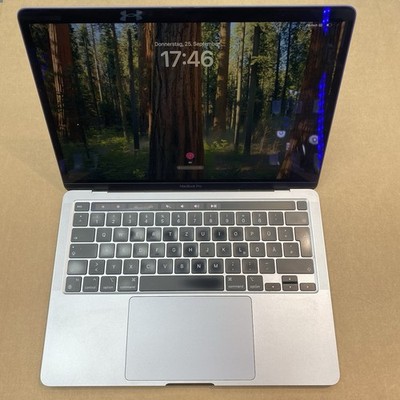 Apple MacBook Pro 13,3'' 2020 | M1 Chip, 8GB , 256GB - Touch Bar Grau (A2338)