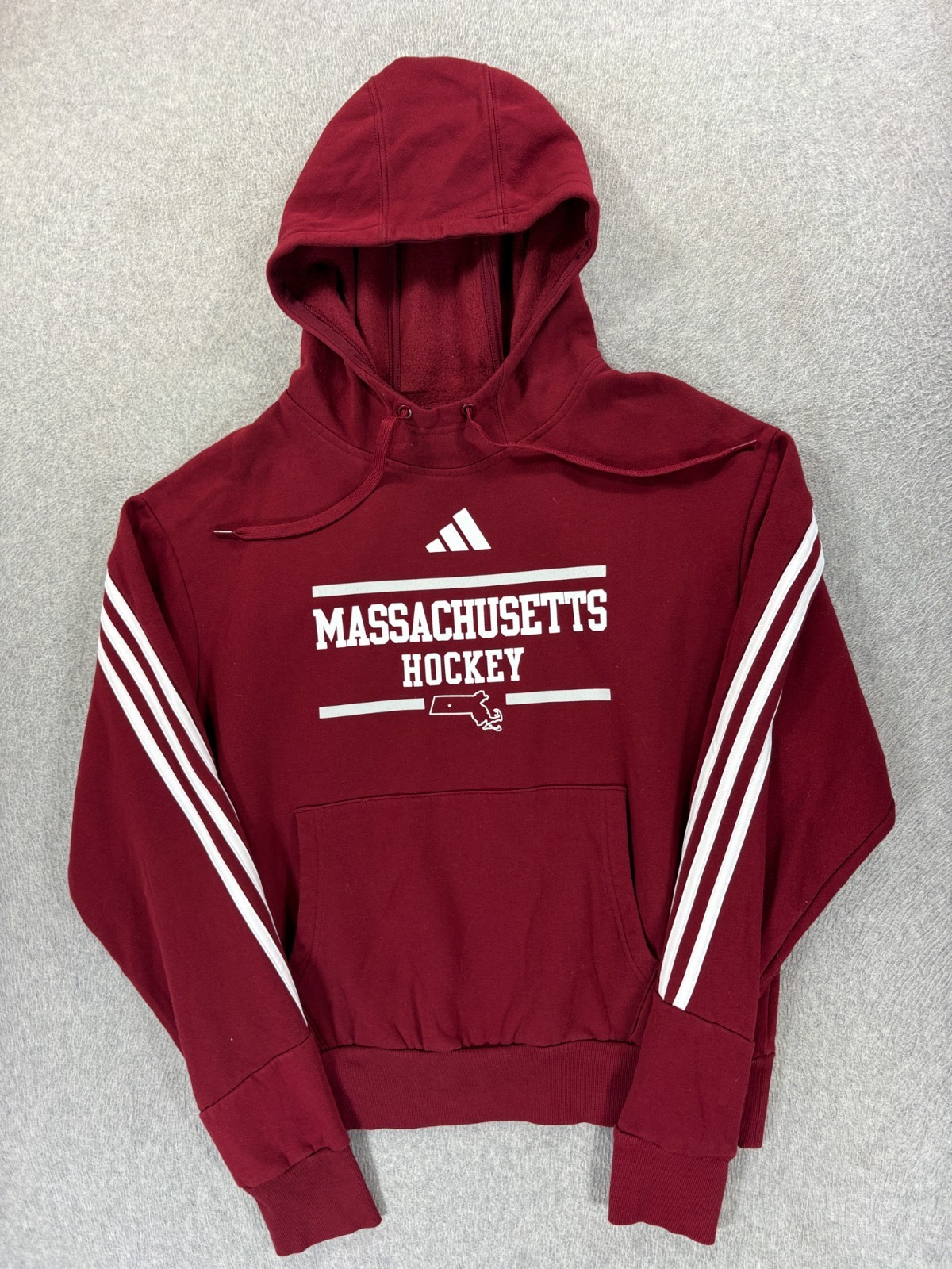 UMASS Minutemen Screened Hockey Hoodie Sweatshirt (Men's Medium) Maroon