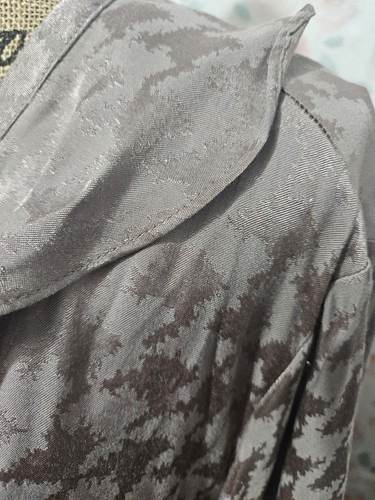 INVESTMENTS, DAMEN TAUPE VISKOSE BL LANGARM GERAFFT BLUSE, GRÖSSE 3X - Bild 3 von 9