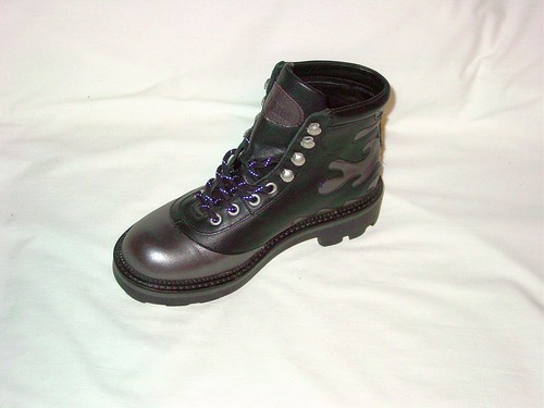 JOHN FLUEVOG 7TH HEAVEN FLAME BOOTS BLACK SILVER WOMENS 7 MENS 5 STREET FASHION - Picture 6 of 13