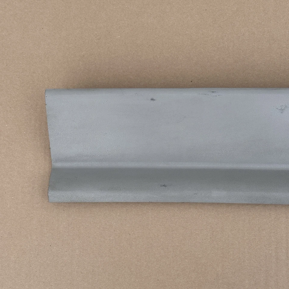 Camión Chevy GMC OBS C/K 1988-1998 cabina regular domo techo claro moldura gris Foto 2 de 4