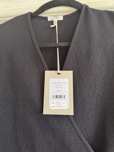 Jigsaw Wrap over Top Xs - Picture 5 of 10
